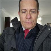 Profesor de psicología acto para todo tipo de persona o instituciones